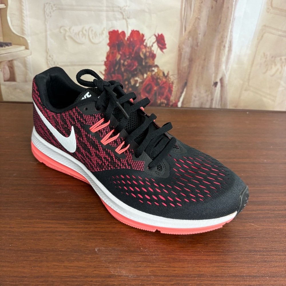 NEW Nike Women's Zoom Winflo 4 Running Shoe - Picture 5 of 10